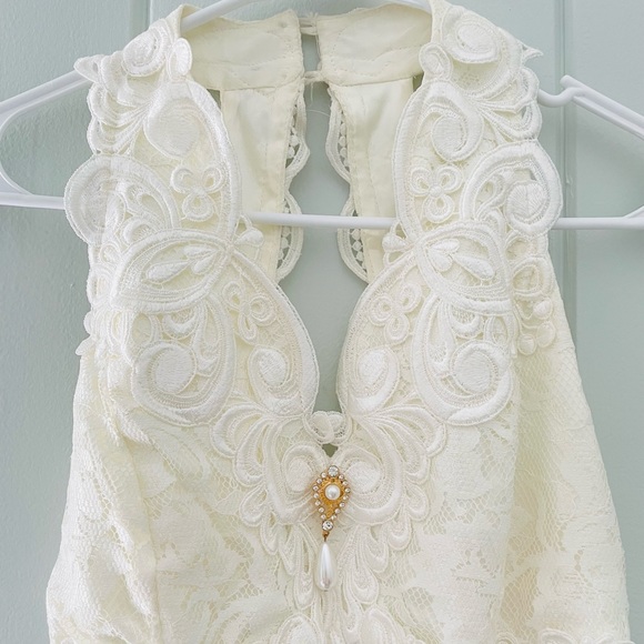 Vintage (80s) Scott McClintock Ivory Lace and Black Sleeveless Formal Dress / 6P - Picture 2 of 6